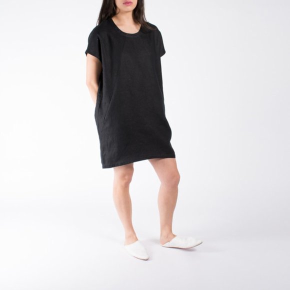 Hoi Bo Linen Dress - Picture 2 of 2